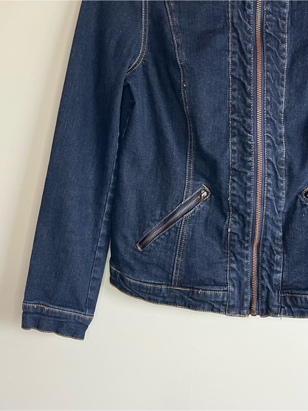Cleo Denim Jacket Womens XS Dark Wash Zip Front Stretch Fitted - Picture 2 of 10